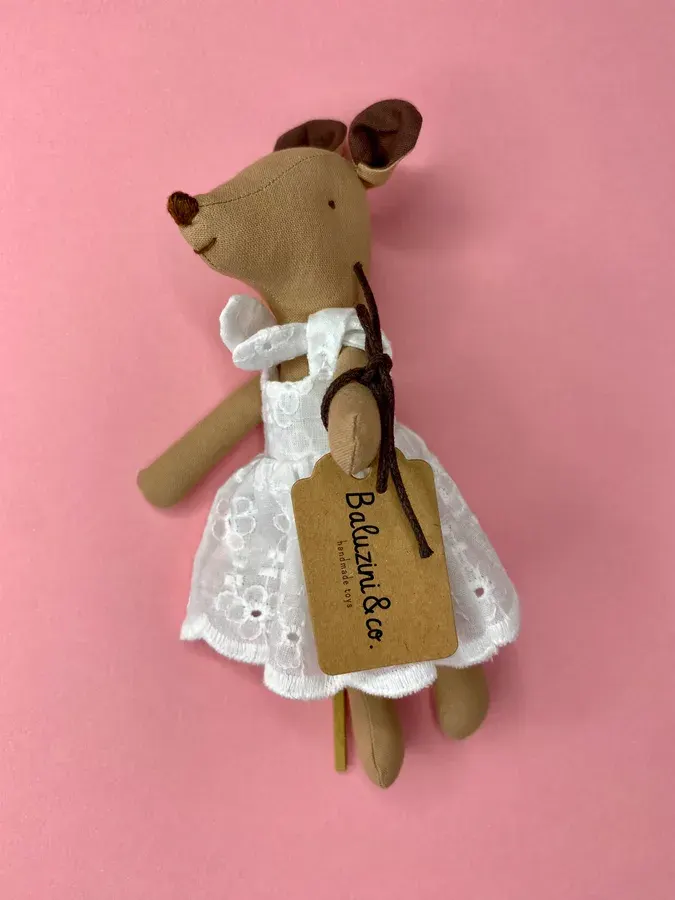 Mini Mouse in Broderie Anglaise Dress