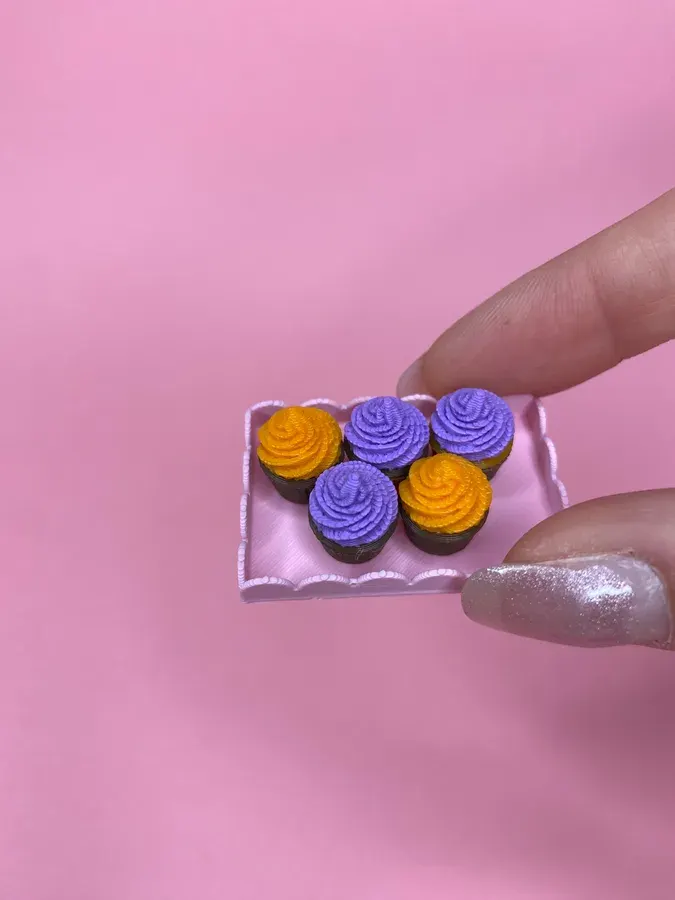 Magnetic Halloween Mini Cupcakes