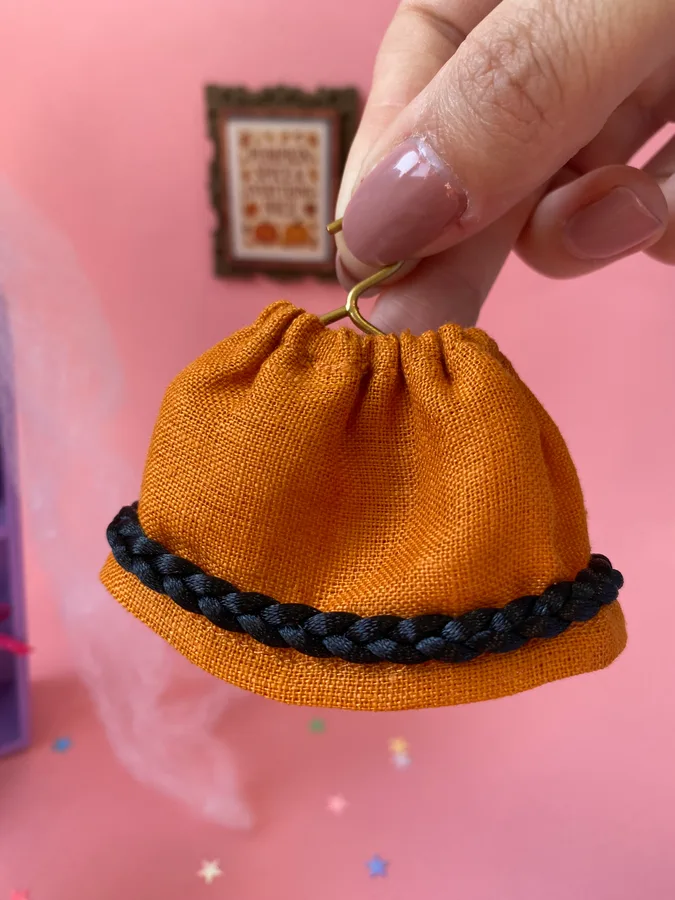 Minissaia Bruxinha em Linho