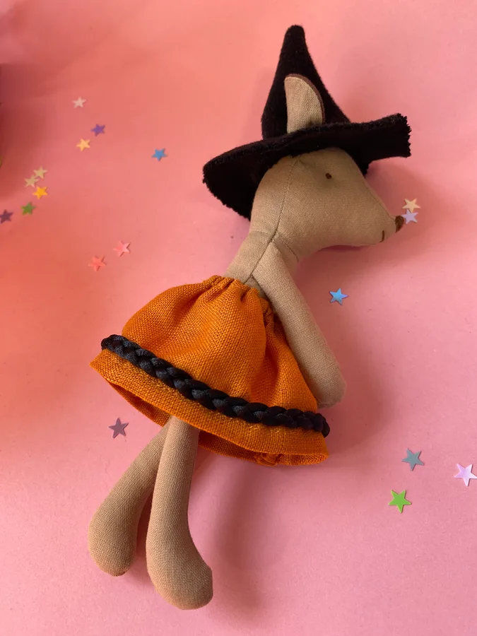 Minissaia Bruxinha em Linho