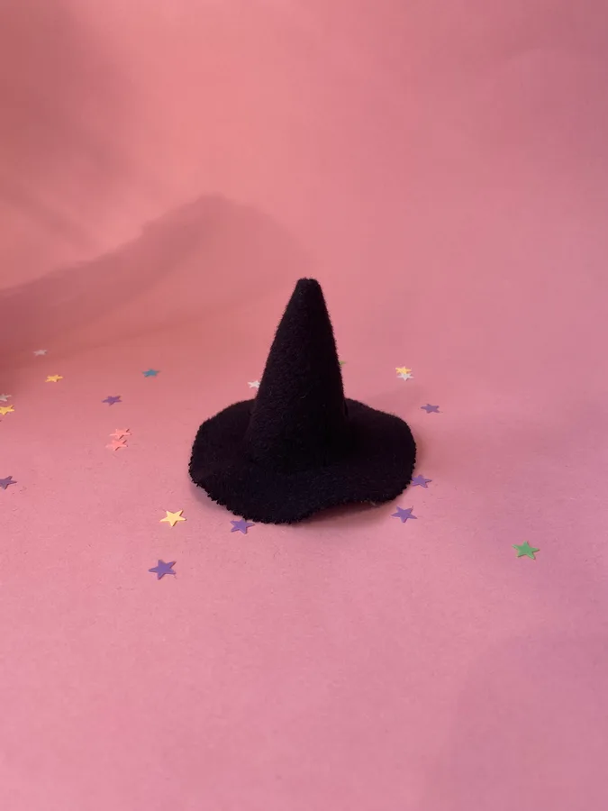 Witch hat sewing pattern for miniatures