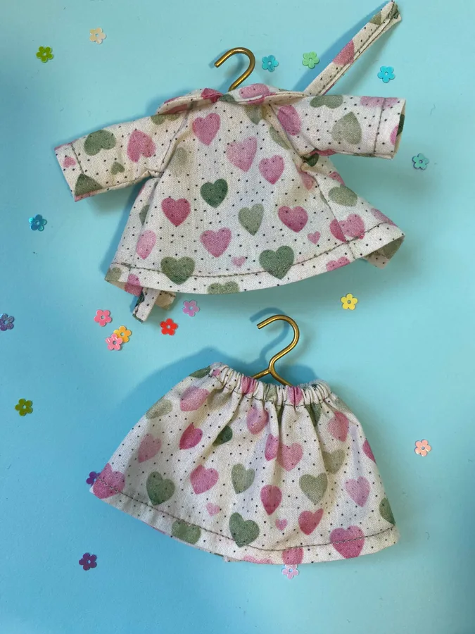 Heart Patterned Top and Skirt Set for Mice